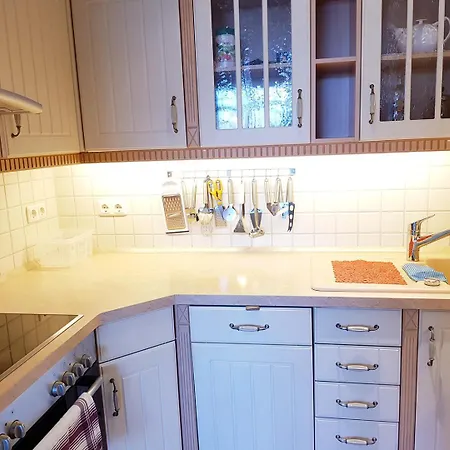 Miramare - 23-35 Apartman